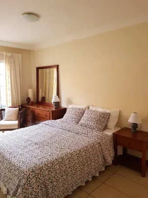 Modern fully equipped apartment in exclusive area with pool. Hôtels à : 