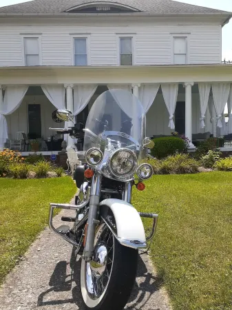 Nottingham Turret Rm w Queen Bed, Near UVaWise & Main St,  Private Detached Bath Отели в г. Уайз