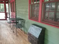 Creekside Cabin Close to hiking trails and waterfalls 탈룰라 고르게 주립공원 주변 호텔