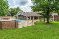 2BD 2BA WALK-IN CONDO INDOOR/OUTDOOR POOL HOT TUB