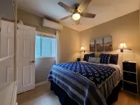 Waypoint Cottage, one block from the beach!