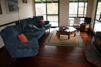 Cabins nestled in 170 acres of old growth forest near the Valley of the Giants.