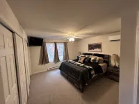 Beautifully Clean, Decorated, Cozy Chalet in an Amenity Rich Community