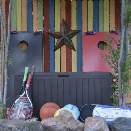 Pet and Family Friendly Conveniently Located I Heart Colorado Home