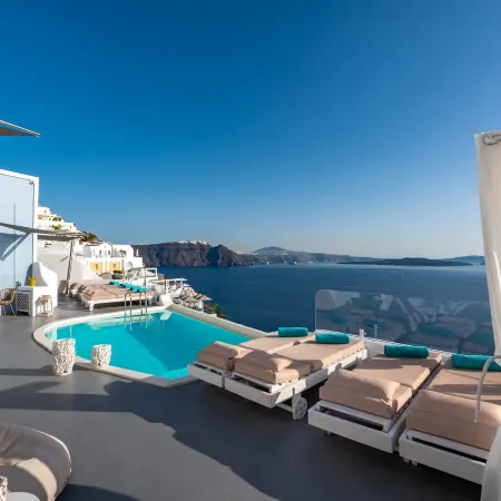 Kima Oia Suites