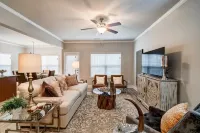 Lake-Front View Home W/ Open Deck & 2 King Beds