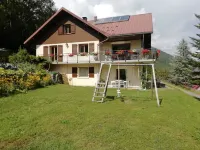 Gîte de La Poivrière - Location Meublée Dans les Monts Jura