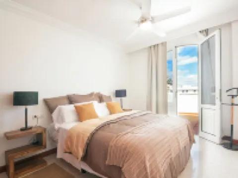 Rooms & Suites Terrace 4D - Luxury penthouse very close to El Charco San Ginés Hotéis em Arrecife