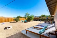 Eternity's Edge -Hike/Stargaze, Peaceful, Polished