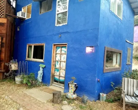 Topanga Creative Suite + Private Trails & Creeks Hotels in Topanga