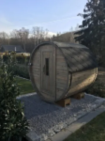 Vacation home Lee&Luv with barrel sauna, free W-LAN