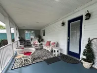 Quaint historic home in the heart of Bemus Point Village- a stroll to the water!