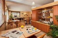 Brit Hotel Essentiel Cahors Nord Hotels in Cahors
