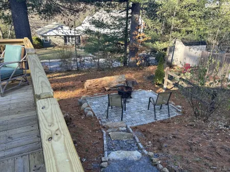 3 Bedroom Adirondack Cabin 400m From Lake, 10 min to Lake George, 20 to Saratoga