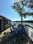 Cottage Retreat on Beautiful Lake - Homestays