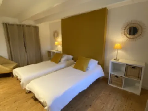 La Maison de Sainte Marguerite, au Pied des Dunes Hoteles en Landéda