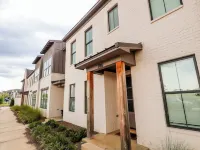 “Opulence in Oxford”