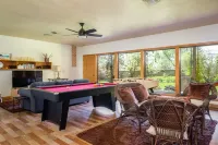 Spacious, Beautiful & Private Hillside Oasis, SW Pdx & Free Coffee!