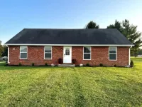 Peaceful home with a close proximity to downtown, sports park, and more