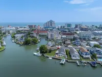 3-bedroom family-friendly condo with WiFi & swimming pool in adorable Ocean City