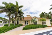 Beach Club Luxury Condominium