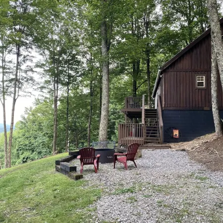 Breathtaking Mountain View in Wild and Wonderful WV! Hot tub! Breathtaking views