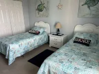 Newly Updated Resort Ocean Front Condo in Diamond Beach!