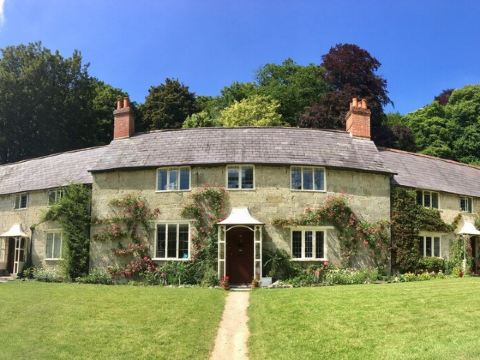 Charming Cottage in idyllic location on Stourhead Estate