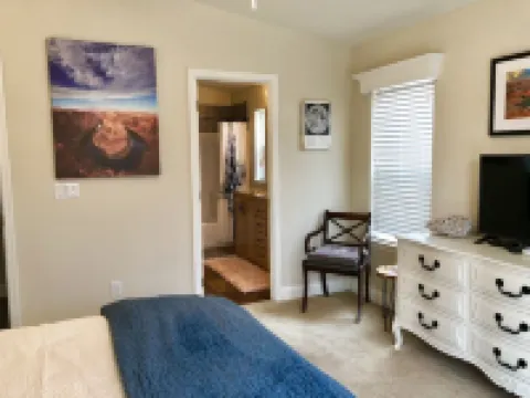 New Luxurious Antelope Canyon, Horseshoe Bend, Lake Powell home!