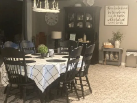 Safe Haven Lake House Basement Suite in Apple Valley Hotels in Howard Township