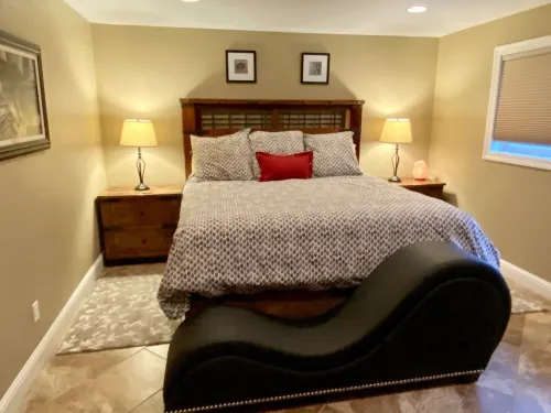 A Romantic Getaway at the "White Water Cove" At Ocean View Rainbow Rock!