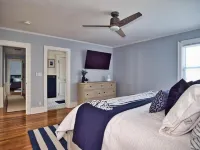 Remodeled Seaside Village Retreat, 5-minute walk to village center