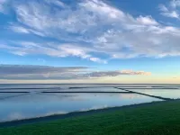 Holiday apartment in a listed building directly on the dyke (Whg. 2)