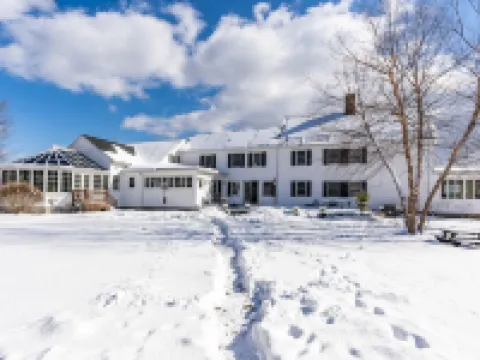 Relaxing Country Inn -Room to Explore and Close to Wells, Ogunquit Beach & Shops Hotels in North Berwick