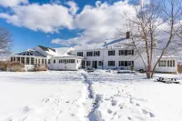 Farmhouse Setting close to popular attractions-Unit 3 Abbott Brook Inn