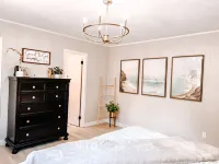 Lakefront retreat, perfect for Alabama or Mississippi State games.