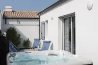 Noirmoutier house of 2015, sleeps 7/8, comfortable, SPA usable all year round Hotels in Noirmoutier En L'Ile
