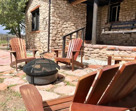 1930's Stone Cottage with spectacular views!