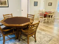 4 houses down from our farm, The Grace Place - king & queen beds