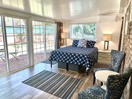 Casa Mystic: a Country Red Rock Getaway Отели рядом с достопримечательностью «Катедрал Рок»