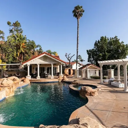 Caesar’s Villa on the Hills of Orange