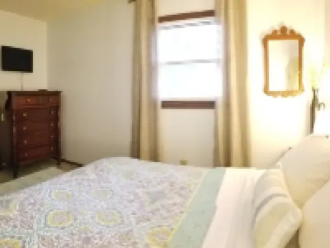 Cozy Condo Close to Slopes Hotels in Beech Mountain