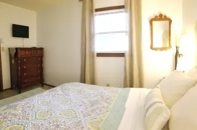 Cozy Condo Close to Slopes