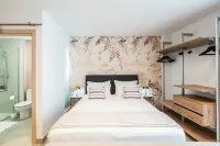 Rose Sweet Suite