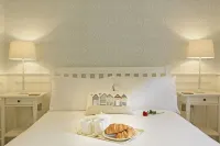 The Blyth - luxury hotel style, central apartment with fantastic sea views