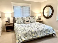 Sea Glass- Walk 2 Beach! Private Pool,1 Level! Fountain Views, 2 Masters & Gear!