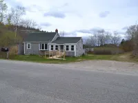 Quiet and Cozy Seaside Cottage with Amazing Sunsets Hotels in Steuben