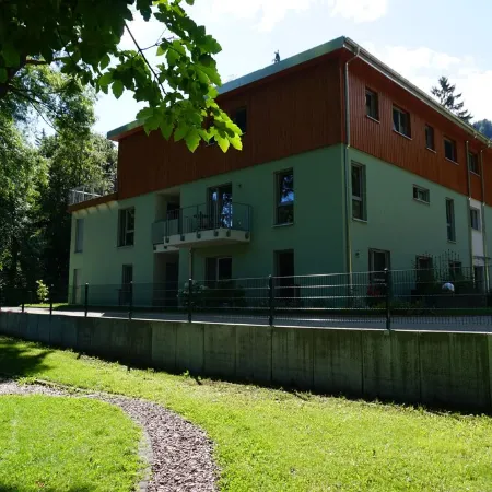 Vacation apartment on the edge of the forest with telephone and internet