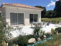 Charming villa between sea and mountains