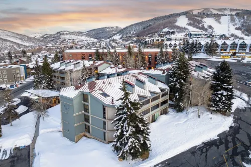 Top-Floor 2-Story Condo: Located at PCMR Base, Sleeps 10, Private Hot Tub